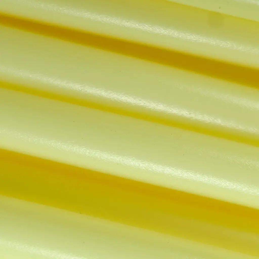 PaleYellow-Macro-Roll Macro.webp