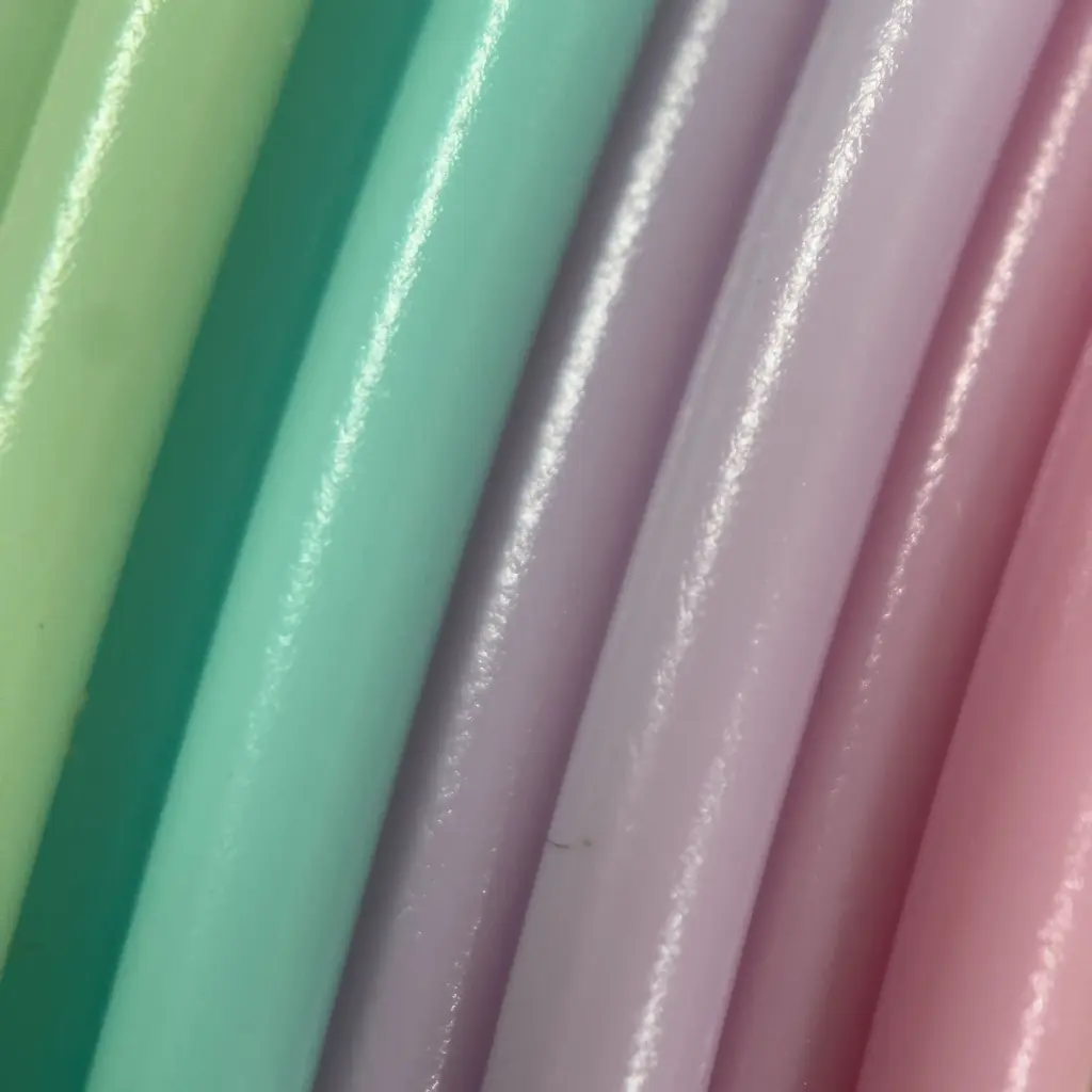 PLA-PastelRainbow-square-Macro.webp